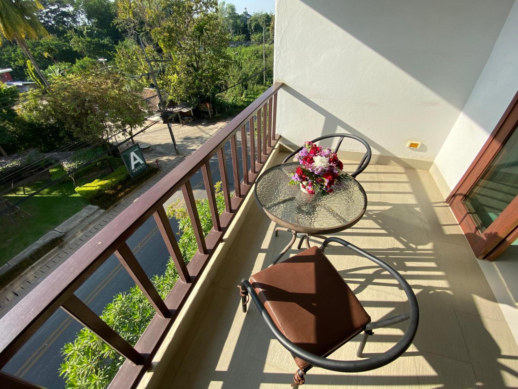 Siam Triangle Hotel Chiang Sean Chiang Saen Exterior photo