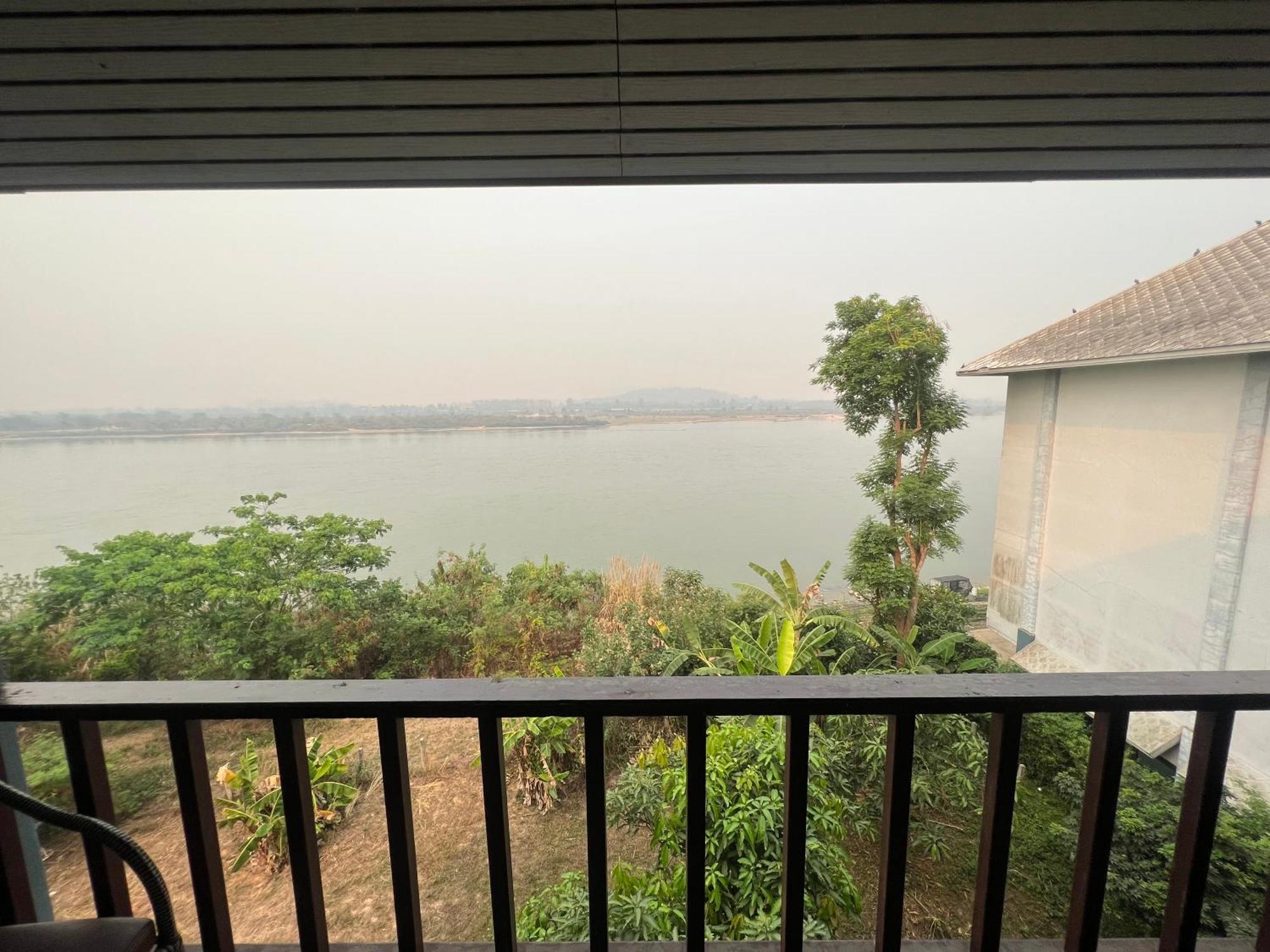 Siam Triangle Hotel Chiang Sean Chiang Saen Exterior photo