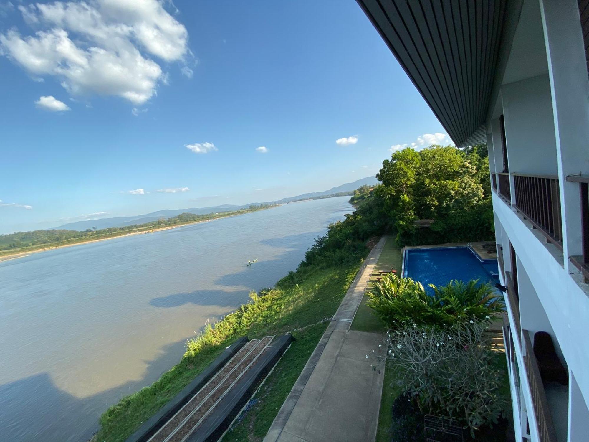 Siam Triangle Hotel Chiang Sean Chiang Saen Exterior photo