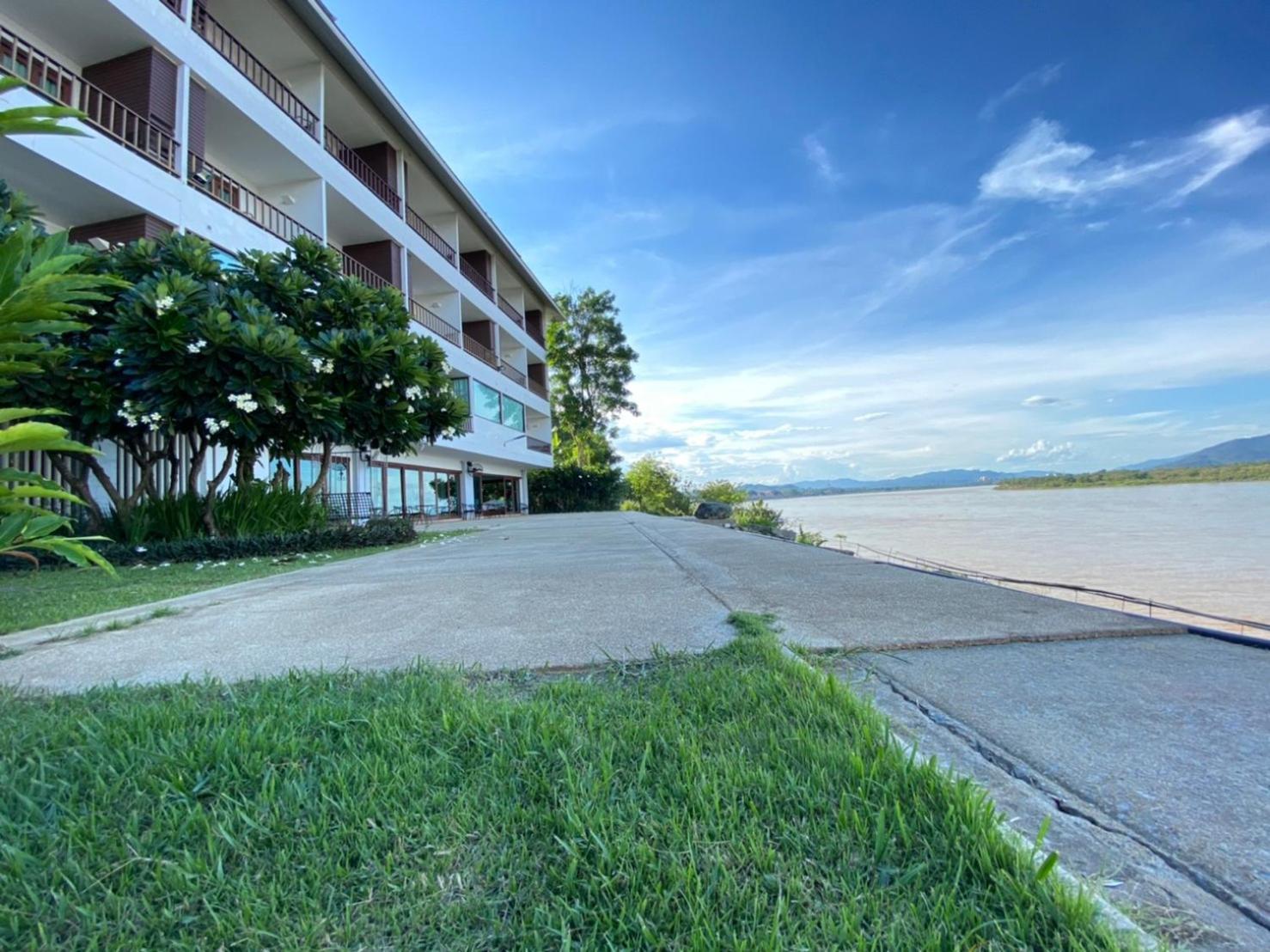 Siam Triangle Hotel Chiang Sean Chiang Saen Exterior photo