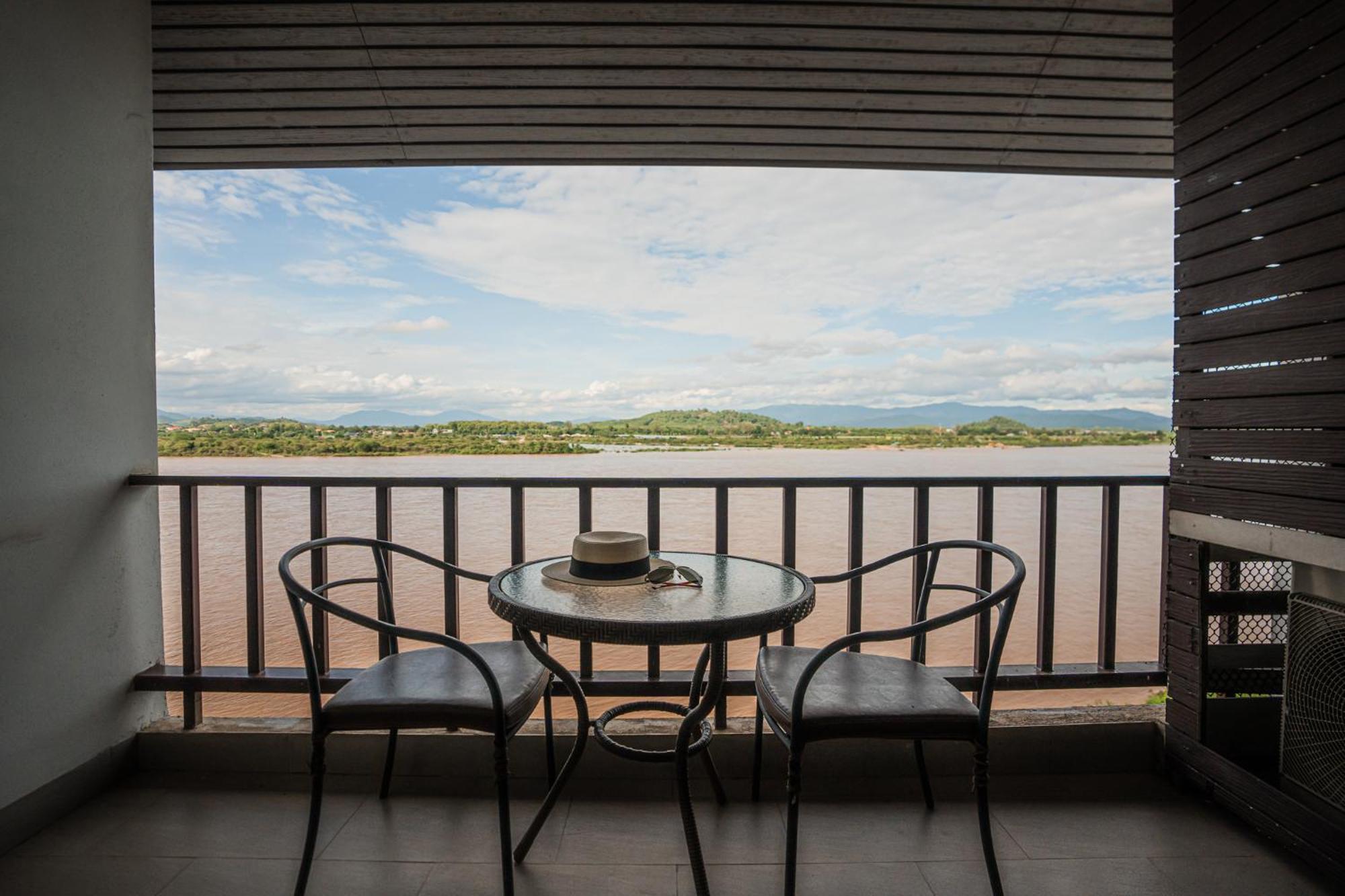 Siam Triangle Hotel Chiang Sean Chiang Saen Exterior photo